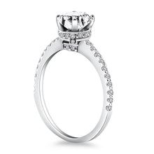 14k White Gold Diamond Collar Engagement Ring, size 4