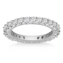 14k White Gold Common Prong Round Diamond Eternity Ring, size 6