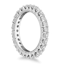 14k White Gold Common Prong Round Diamond Eternity Ring, size 8