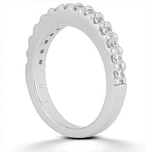 14k White Gold Shared Prong Diamond Wedding Ring Band, size 6