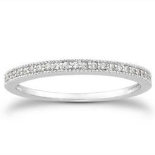 14k White Gold Diamond Micro Pave Diamond Milgrain Wedding Ring Band, size 8