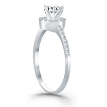 14k White Gold Diamond Halo Collar Engagement Ring, size 6.5