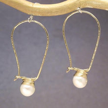 Cosmopolitan 031 - Gold